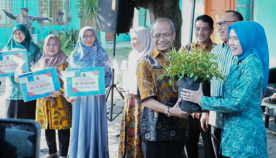 pembagian-bibit-cabai