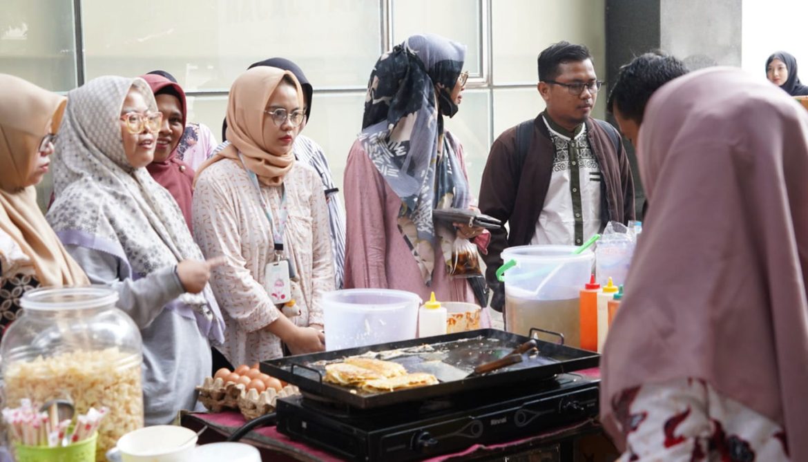 jumat-jajan